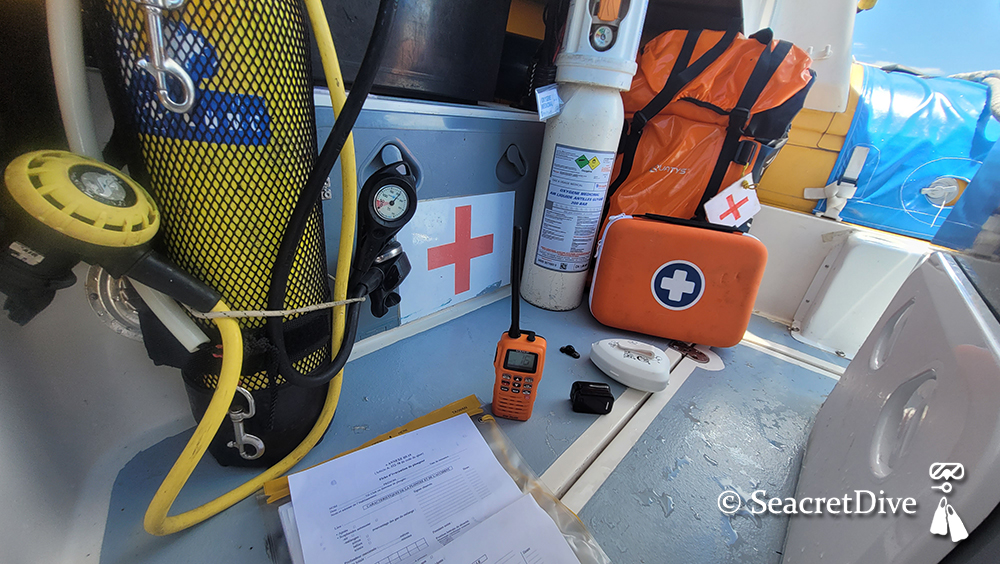 Matériel de premiers secours en plongée
